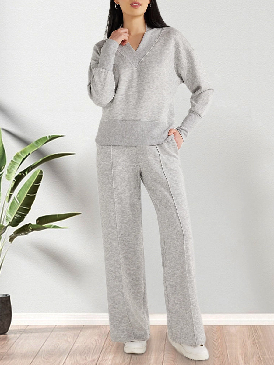 Modern Cozy Knit Set – Soft Knitted Fabric Two-Piece Loungewear Outfit