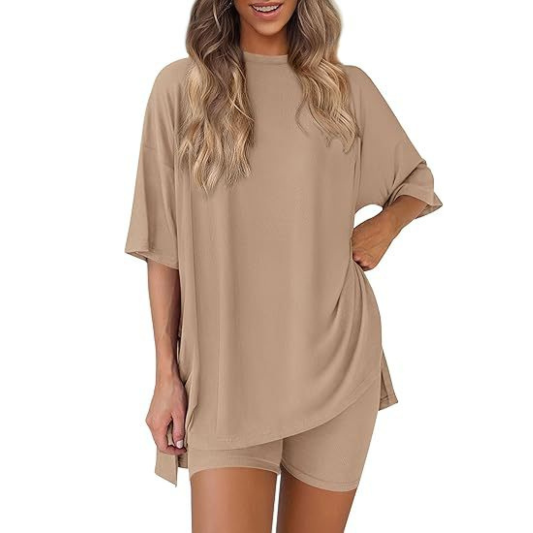 Oversized Summer Set – Comfy Summer Outfit With Breathable Fabric & Timeless Style