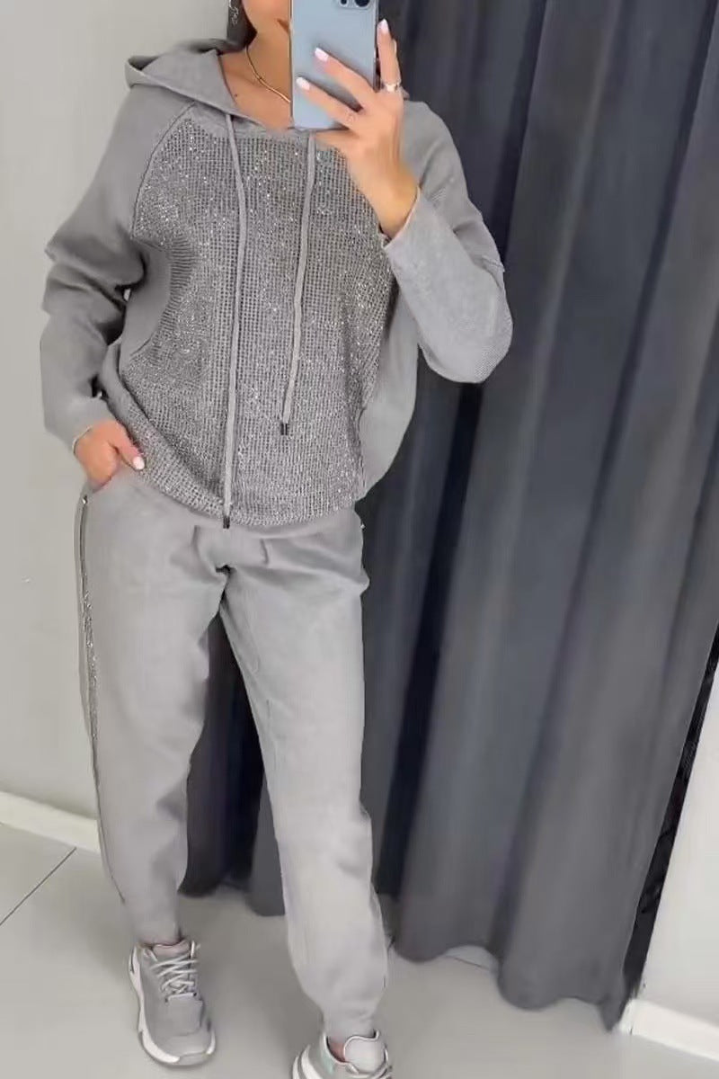 Modern Comfort Tracksuit – Soft Breathable Fabric, Relaxed Fit Athleisure Wear