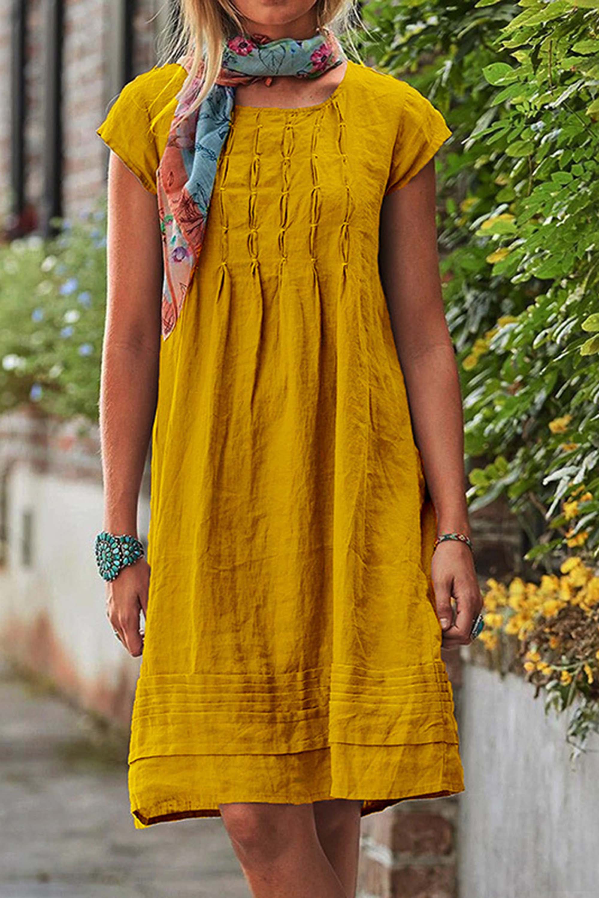 Chic Day Dress – Elegant Round Neckline, Flattering Silhouette, Comfortable Fit