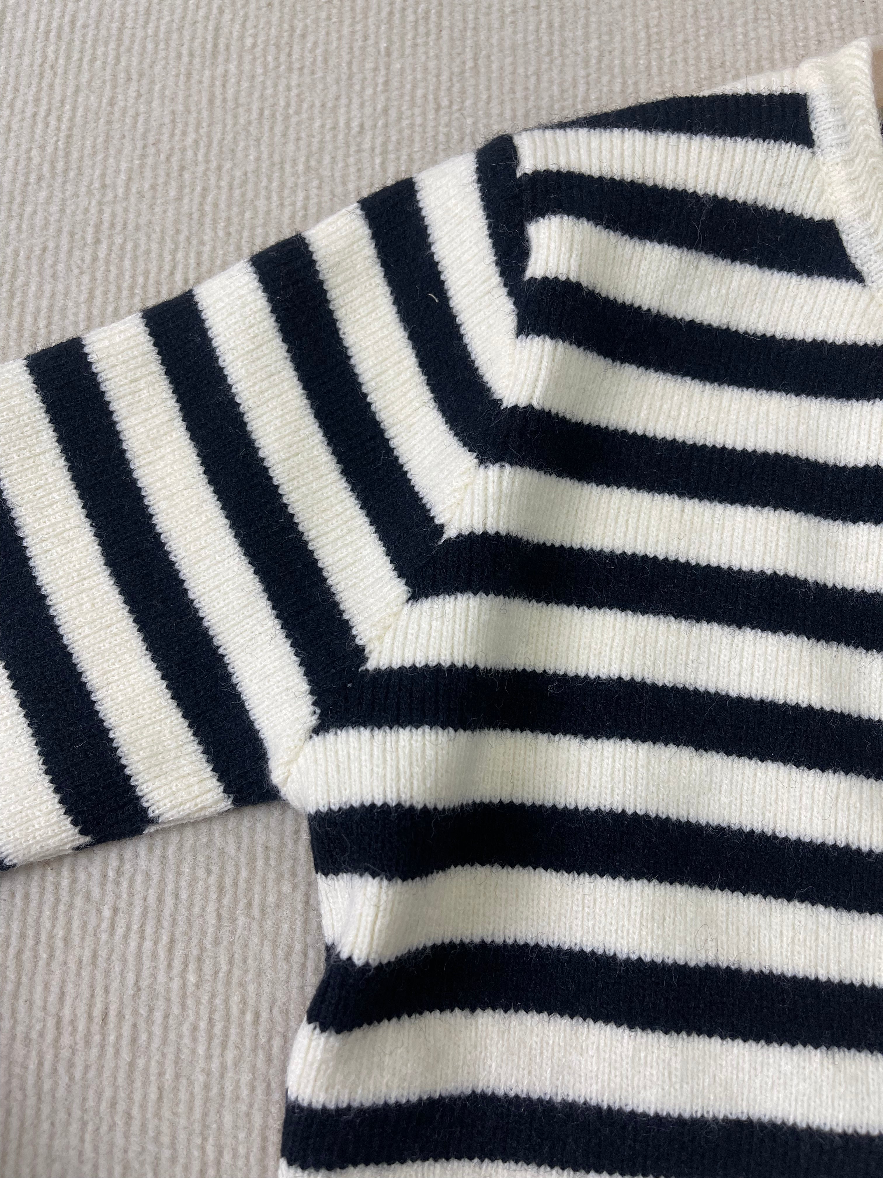 Elegant Striped Cardigan – Women's Cozy Button Closure Knitwear Sweater