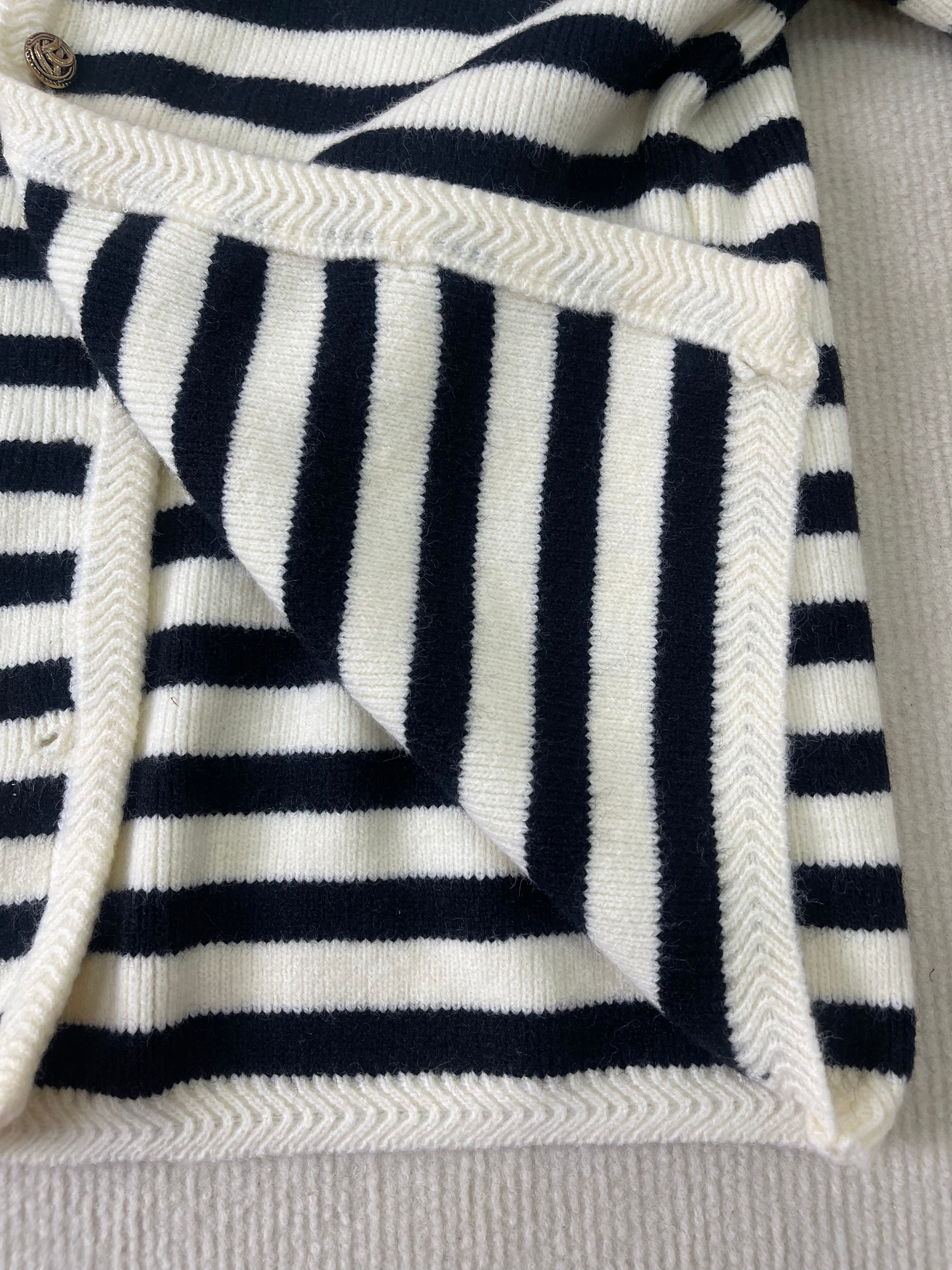 Elegant Striped Cardigan – Women's Cozy Button Closure Knitwear Sweater