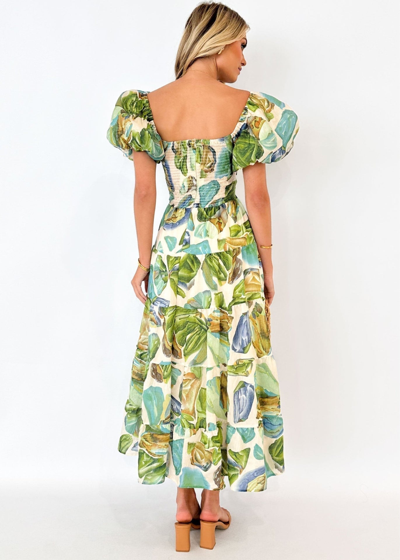 Summer Dress - Elegant Women's Casual Dress With Flowing Silhouette & Comfortable Fit