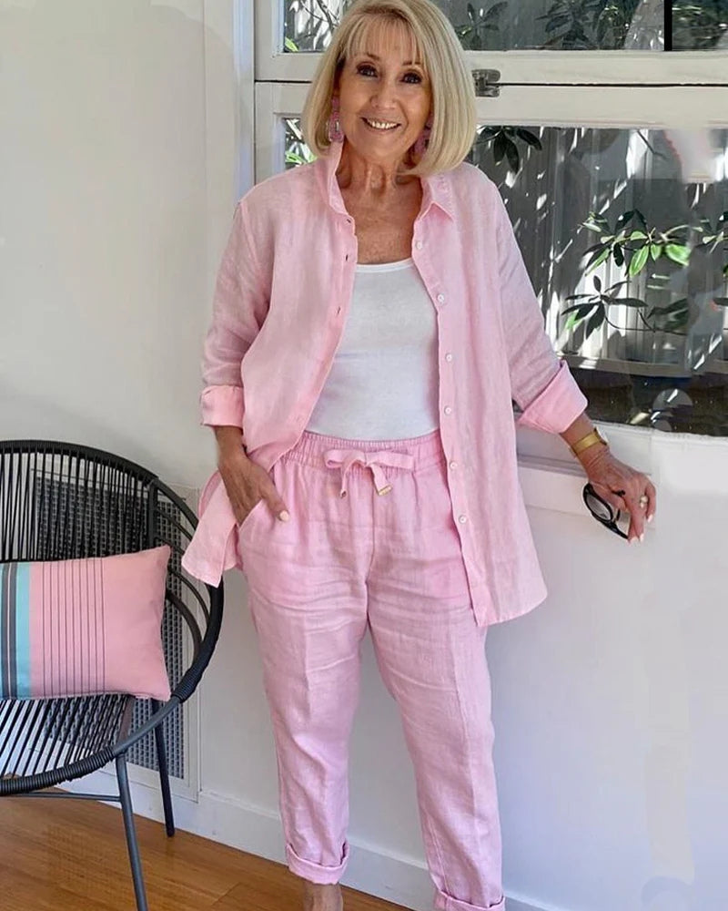 Elegant Two-Piece Outfit – Women's Tailored Set | Modern Sophisticated Style