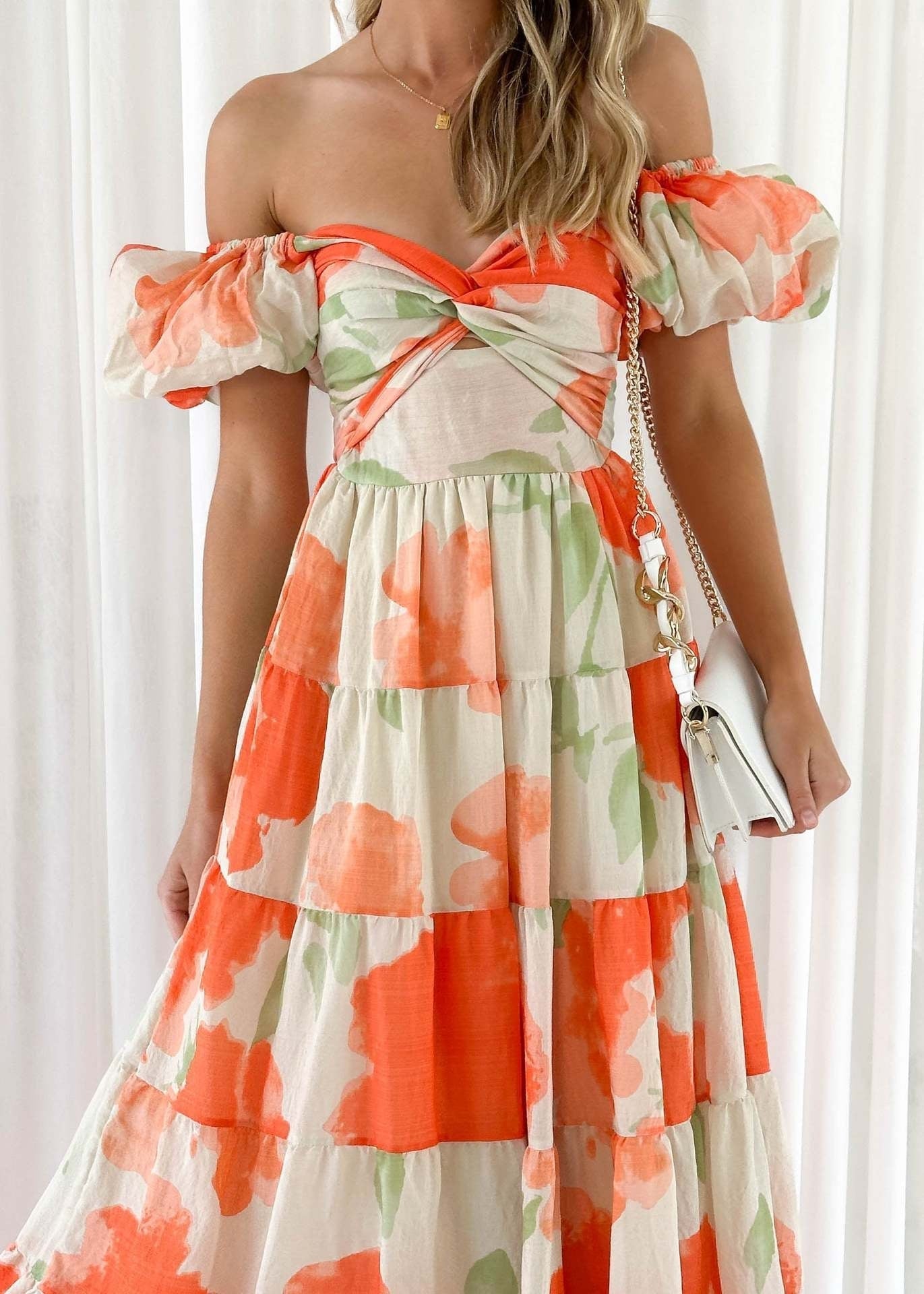 Summer Dress - Elegant Women's Casual Dress With Flowing Silhouette & Comfortable Fit