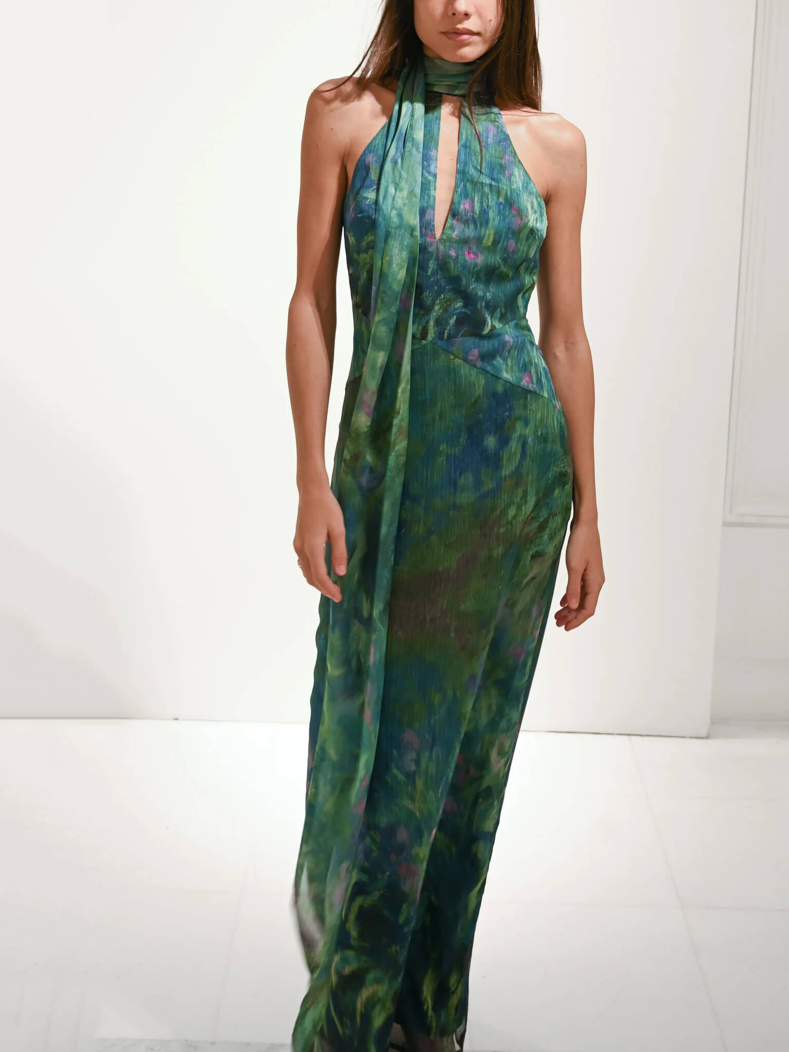 Monet Maxi Dress | Isolyn™ Floral Print Elegant Maxi Gown for Spring