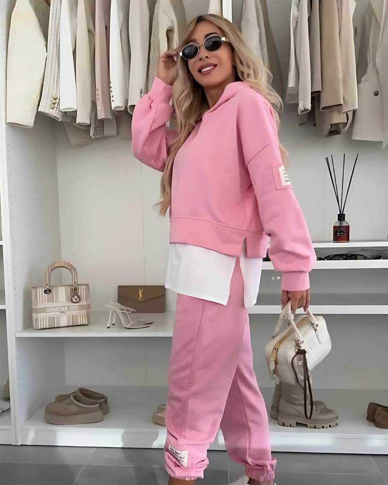 Casual Two Piece Set – Cozy Hooded Sweatshirt & Relaxed Fit Pants Outfit