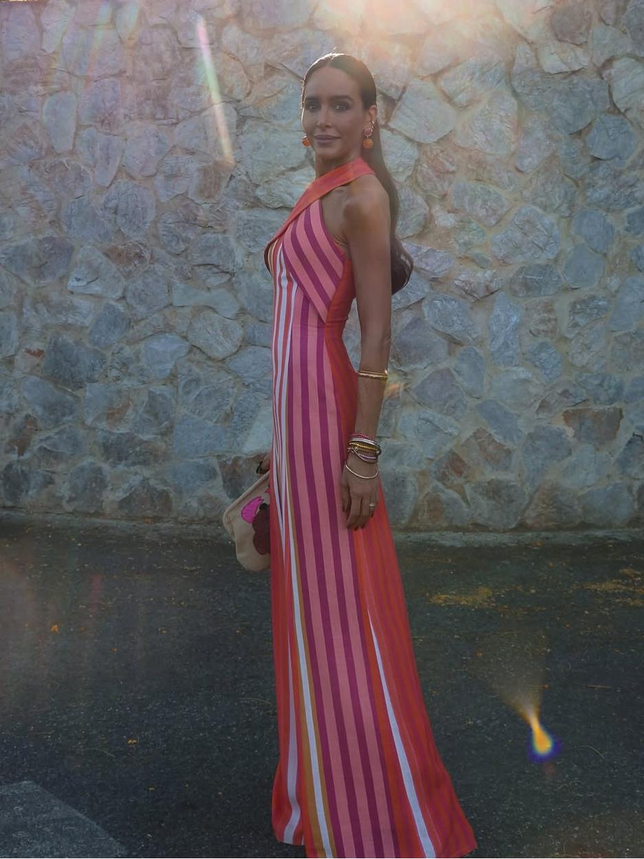 Cross Halter Dress – Elegant Evening Gown With Flowing Silhouette For Weddings