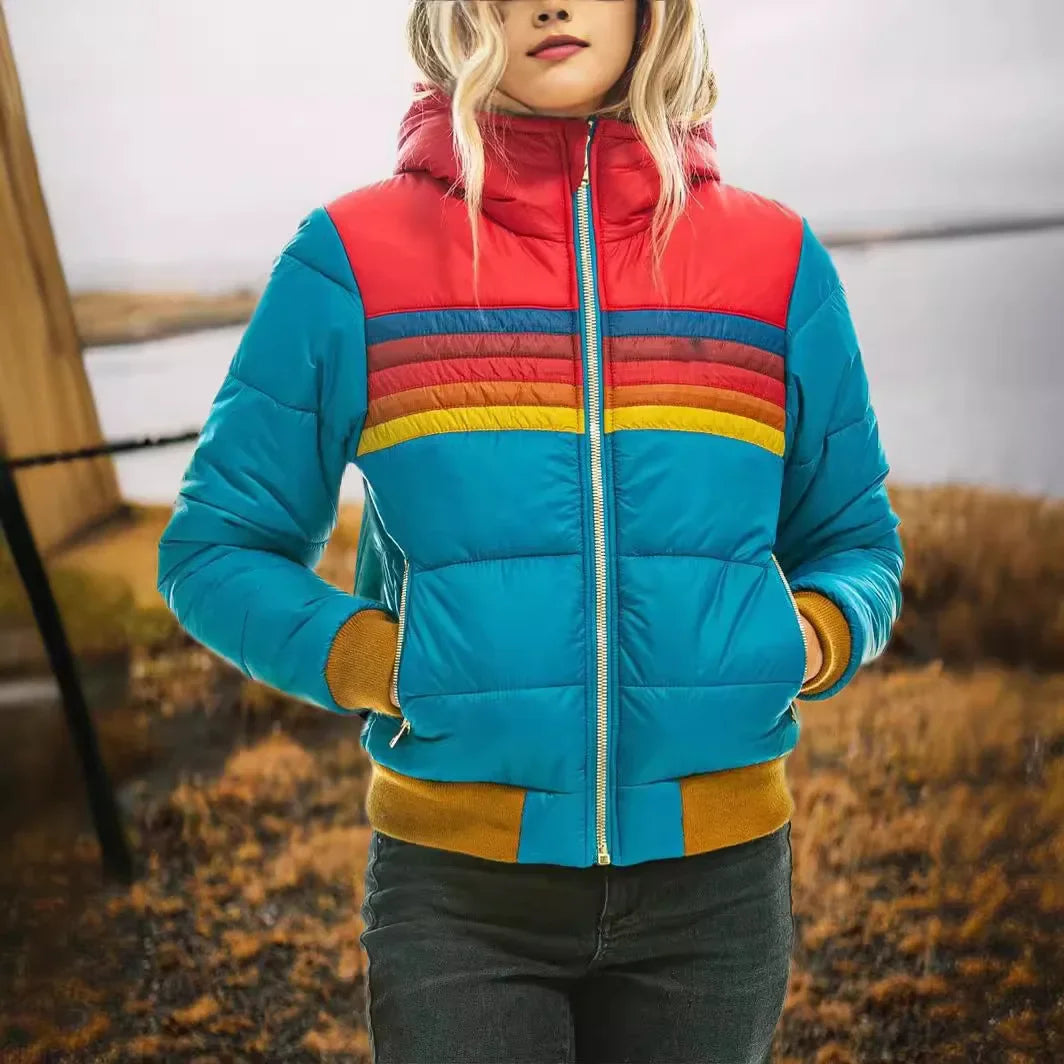 Abrigo de Algodón con Capucha para Mujer – Diseño Estampado y Estilo Vanguardista, Ideal para Ocasiones Informales