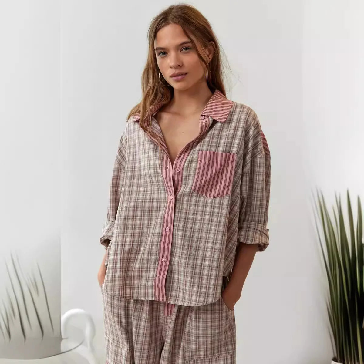Conjunto de Pijamas de Mujer con Blusa a Cuadros y Pantalones Sueltos – Ropa de Dormir Cómoda para Invierno