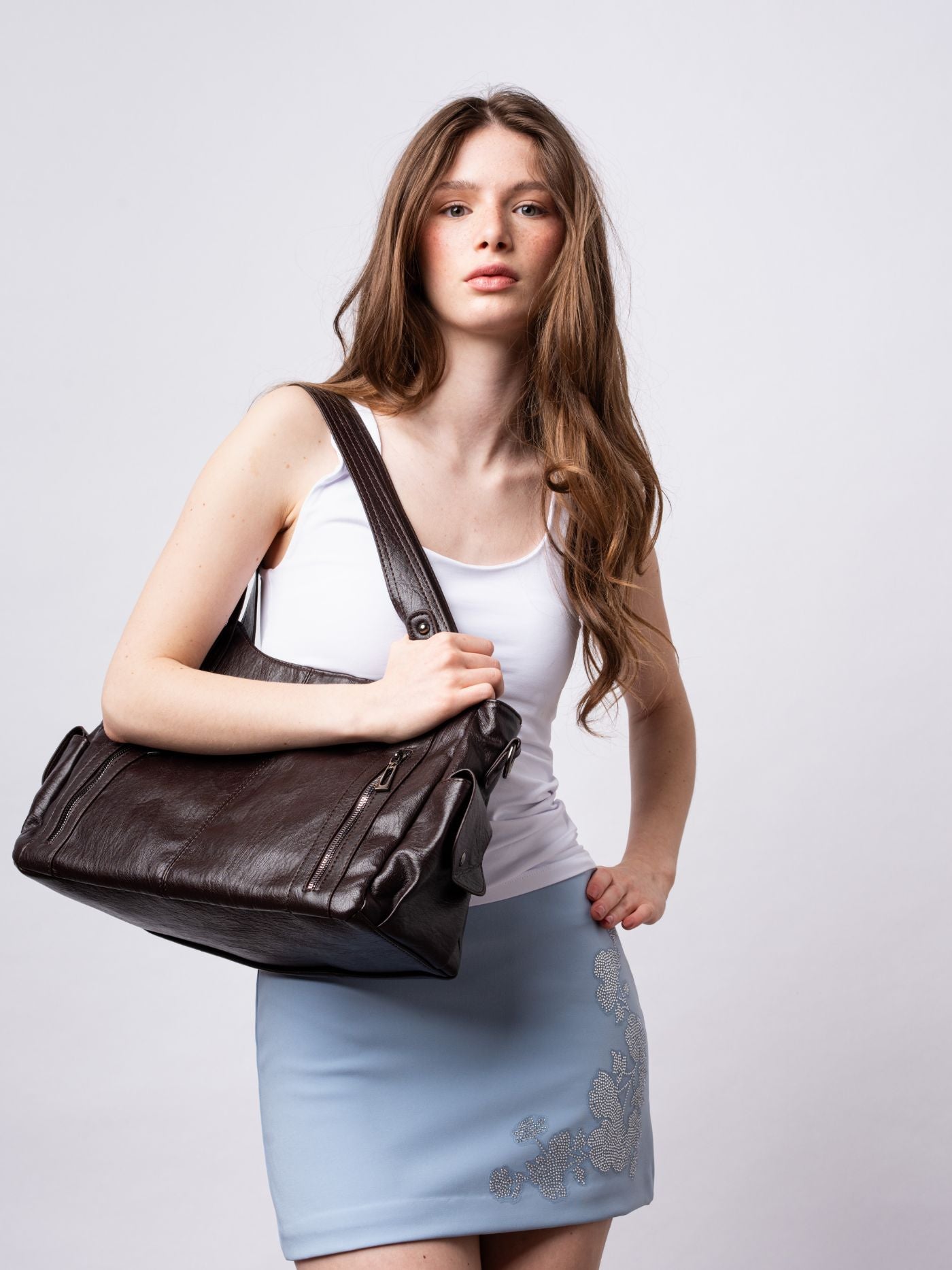 Stylish Tote Bag – Premium Leather Tote With Spacious Zippered Compartment