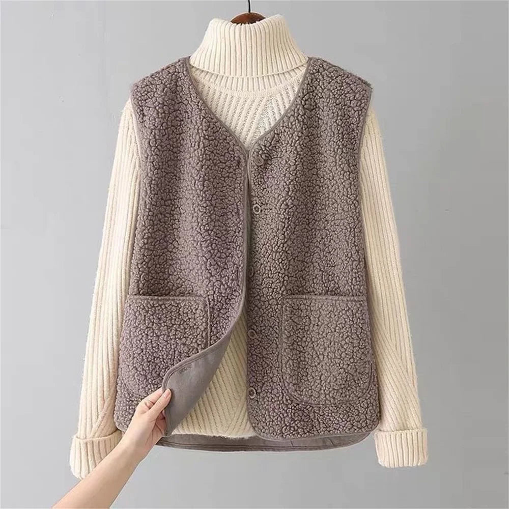 Classic Cardigan – Women's Lightweight Sweater | Soft Knitwear, Versatile Casual Wear