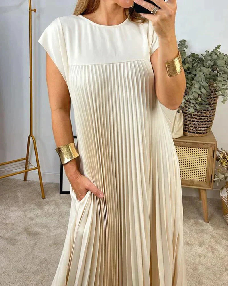 Pleated Chic Dress – Sleeveless Stylish Summer Dress With Figure Hugging Fit