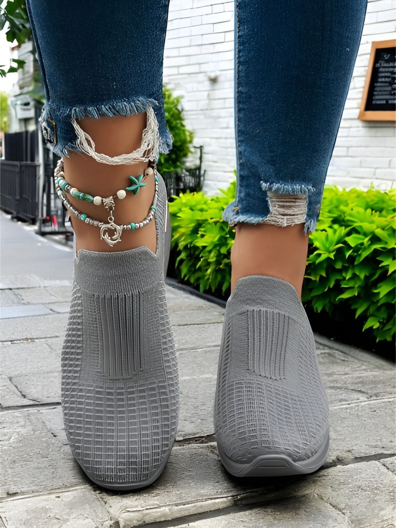 Trendy Everyday Sneakers – Lightweight Women's Casual Shoes with Durable Sole