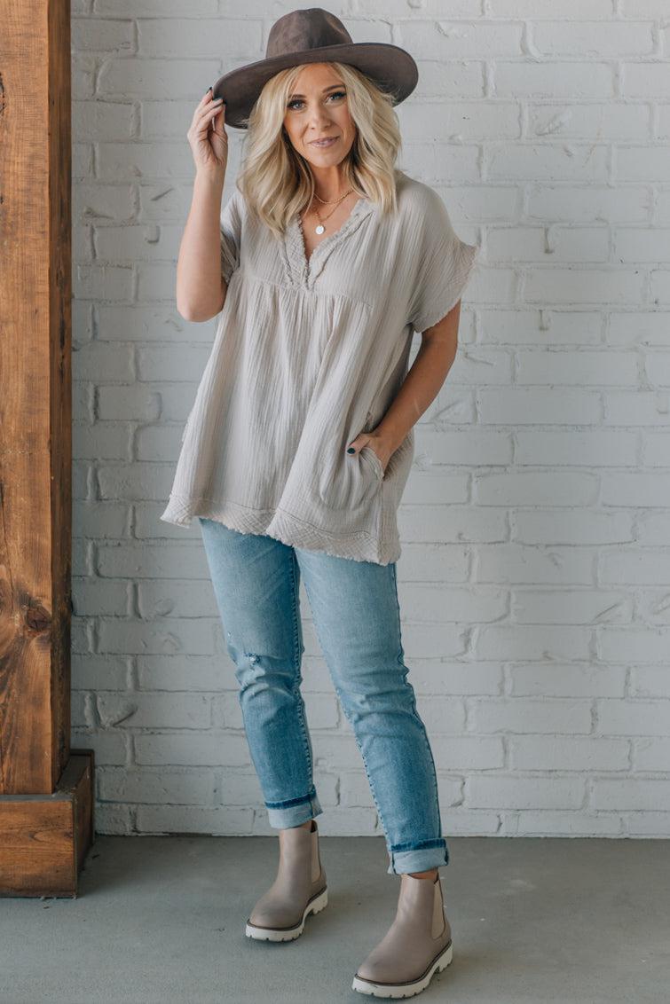 Raw Edge Gauze Top – Lightweight Cotton Babydoll Style Blouse with Side Pockets