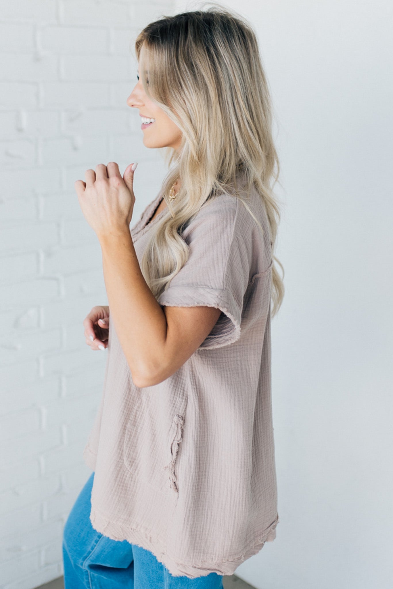 Raw Edge Gauze Top – Lightweight Cotton Babydoll Style Blouse with Side Pockets