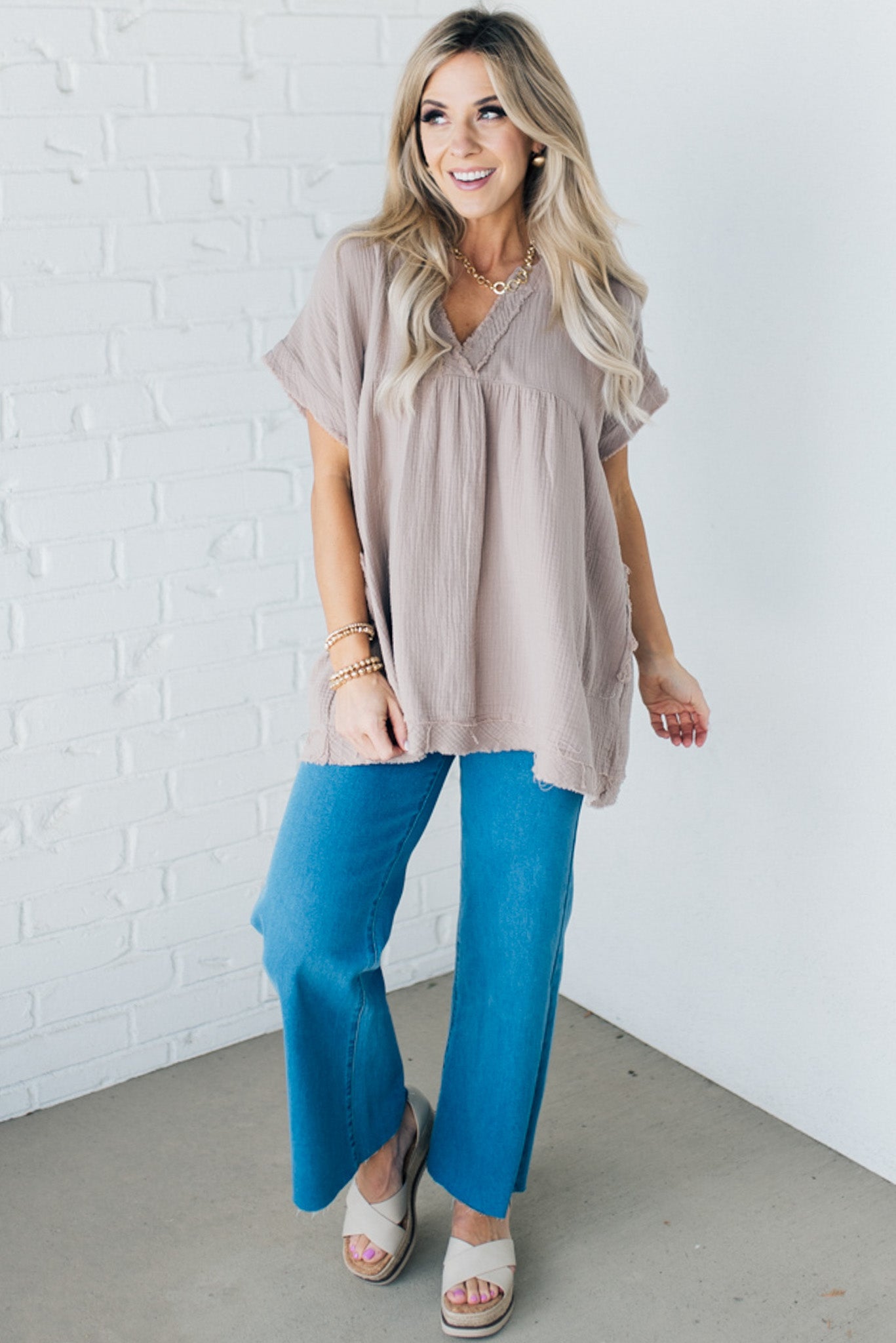 Raw Edge Gauze Top – Lightweight Cotton Babydoll Style Blouse with Side Pockets