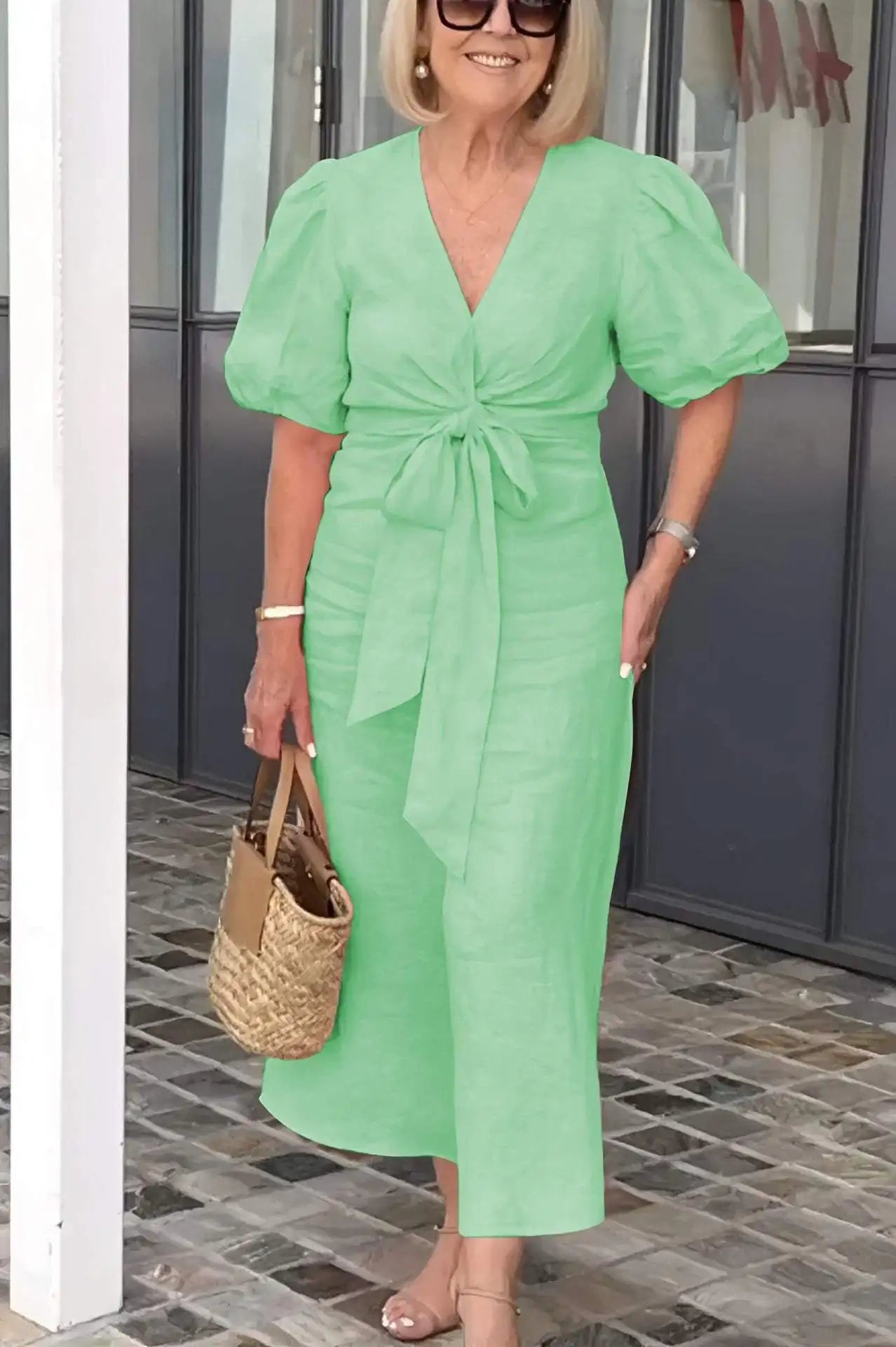 V-Neck Cotton Dress With Lace Detail – Chic Casual Wear For All Seasons