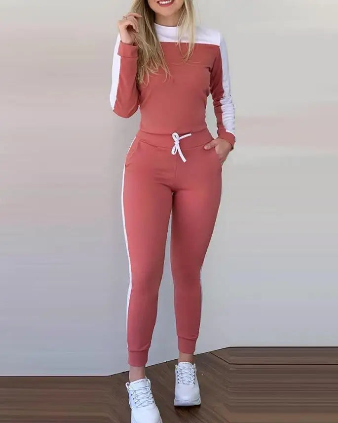 Relaxed Fit Two-Piece Set – Sporty Casual Outfit with Soft Breathable Fabric