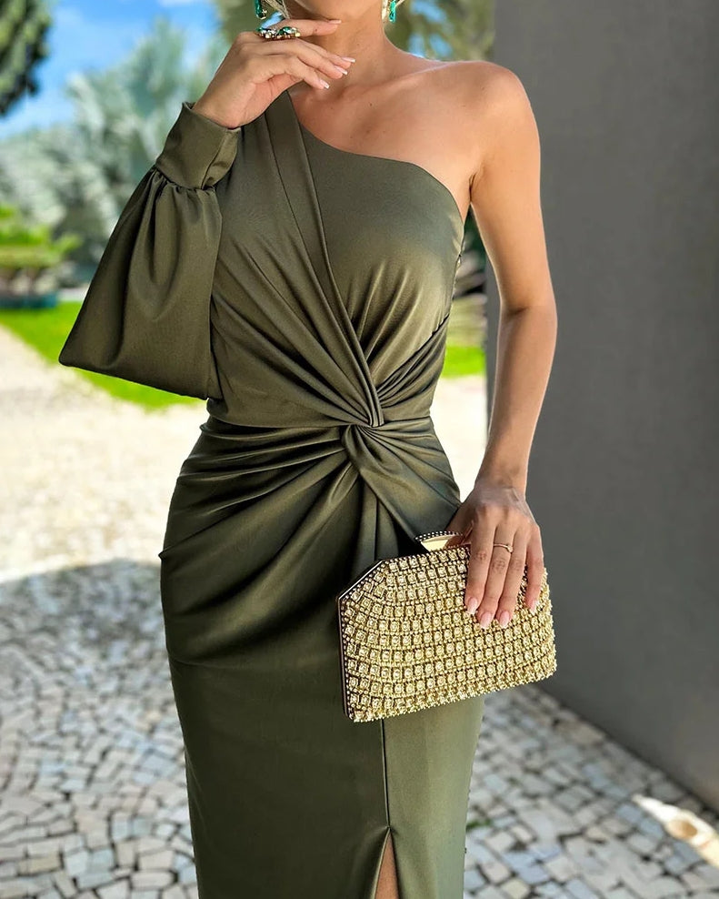 Elegant Evening Dress - Green One Shoulder Maxi Gown With Front Slit