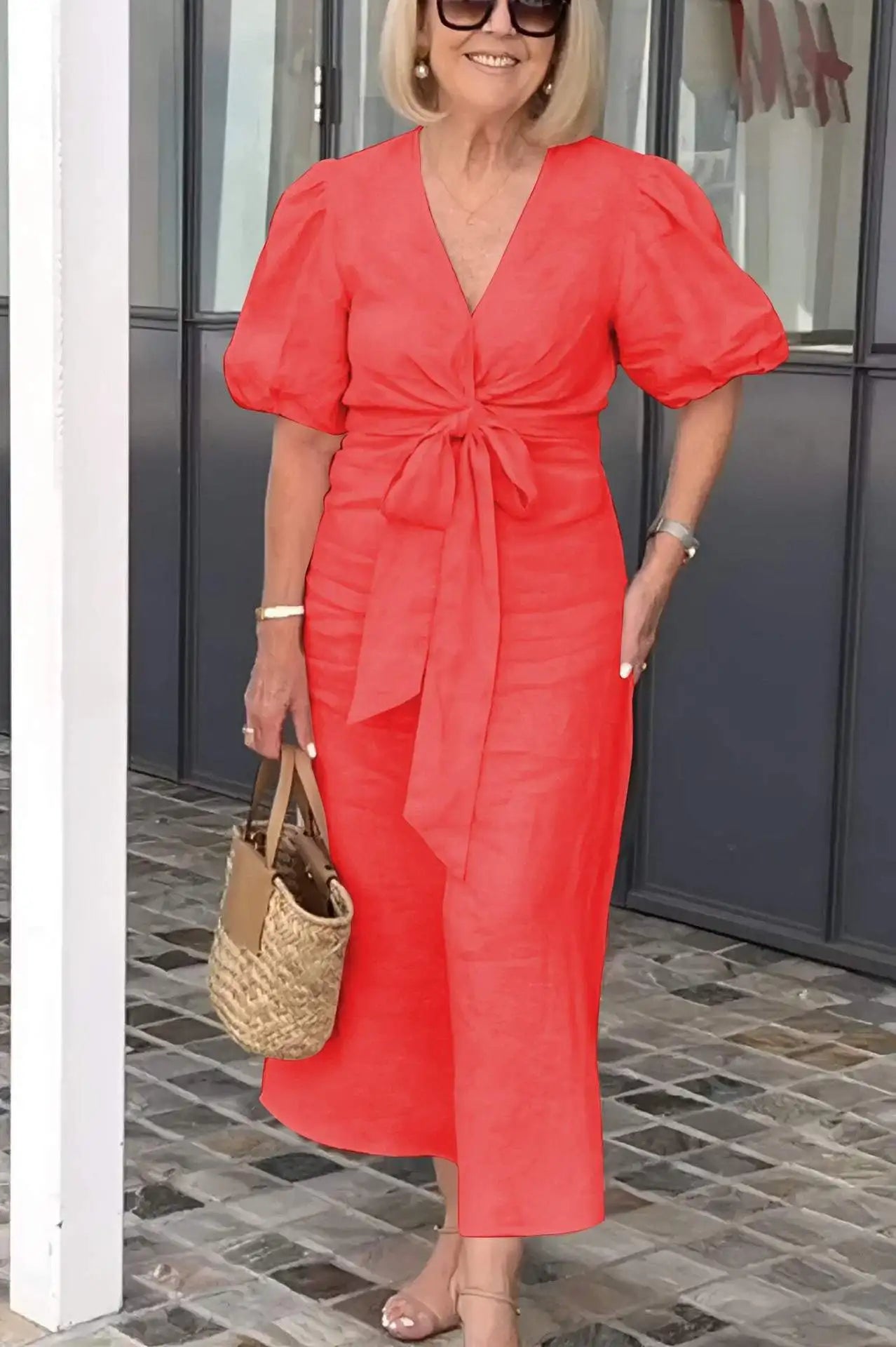 V-Neck Cotton Dress With Lace Detail – Chic Casual Wear For All Seasons