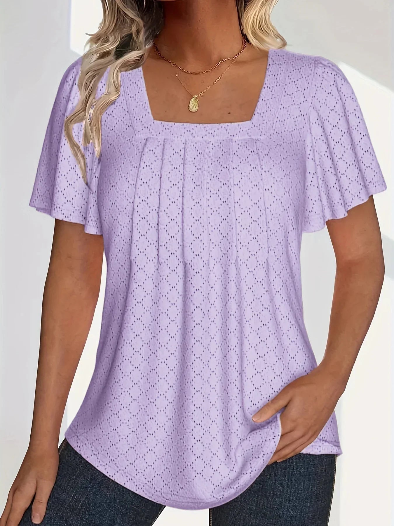 Elegant Ruffle Blouse – Flowy Plus Size Top with Square Neckline & Lightweight Fabric