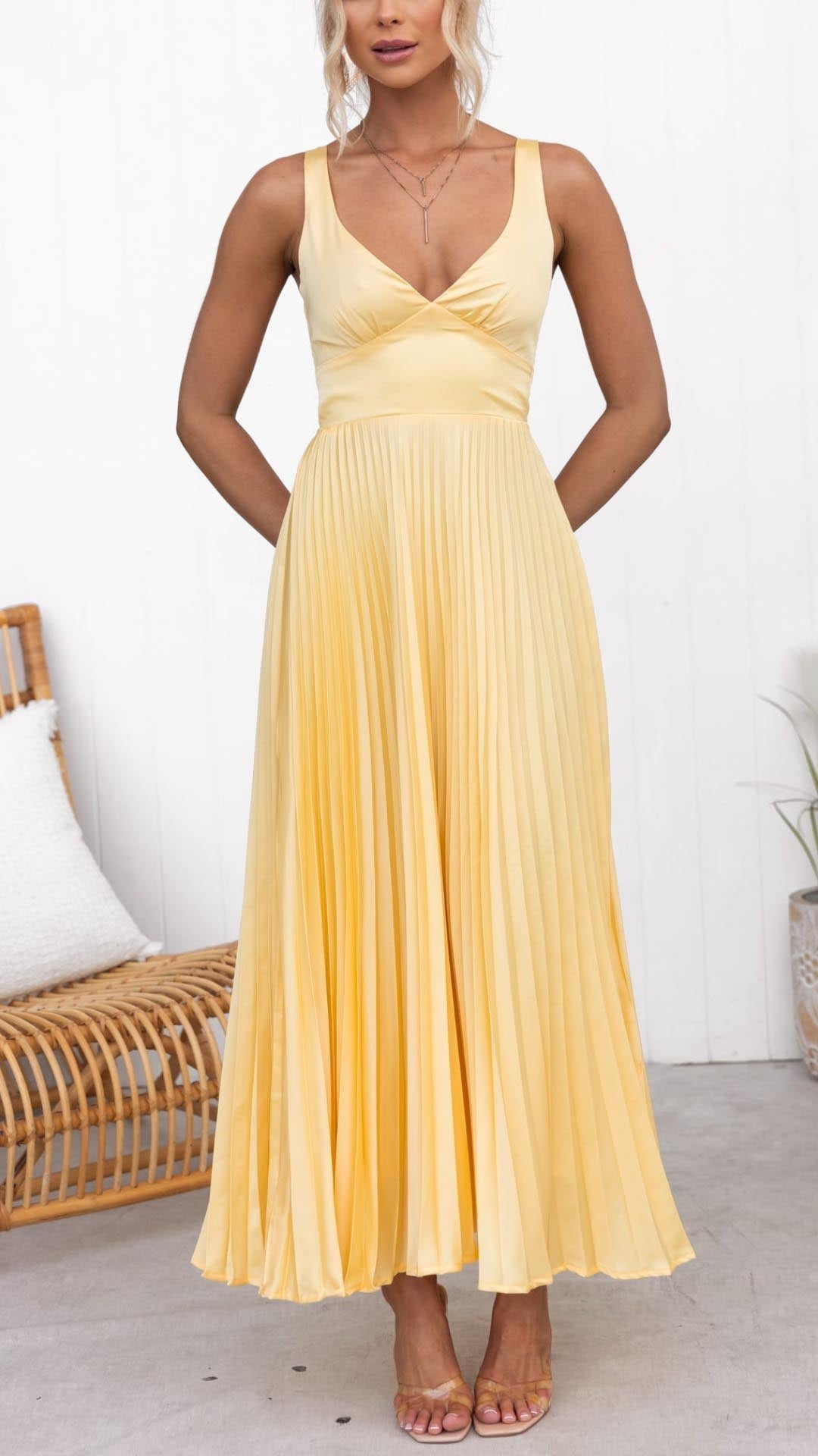 Pleated V-Neck Maxi Dress - Elegant Flowing Summer Dress with Cinched Waist