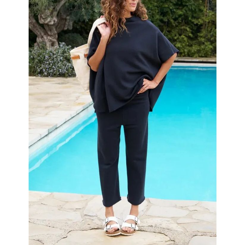 Relaxed Lounge Set – Two-Piece Loungewear With Batwing Sleeve Top & Wide-Leg Pants