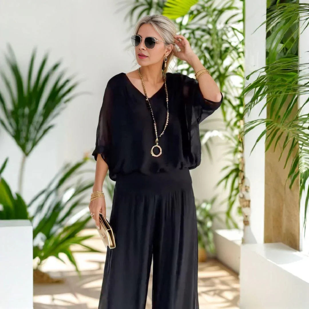 Extra Light Poplin Set – Lightweight Two-Piece Matching Outfit with Fitted Waist & V-Neckline