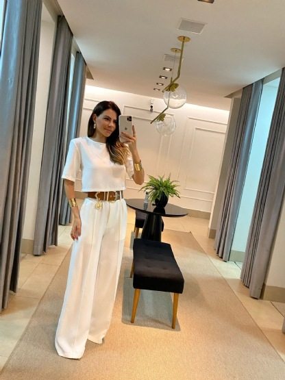 French Elegance Set – Women's Outfit Set With Tailored Blouse & Slim Cut Trousers