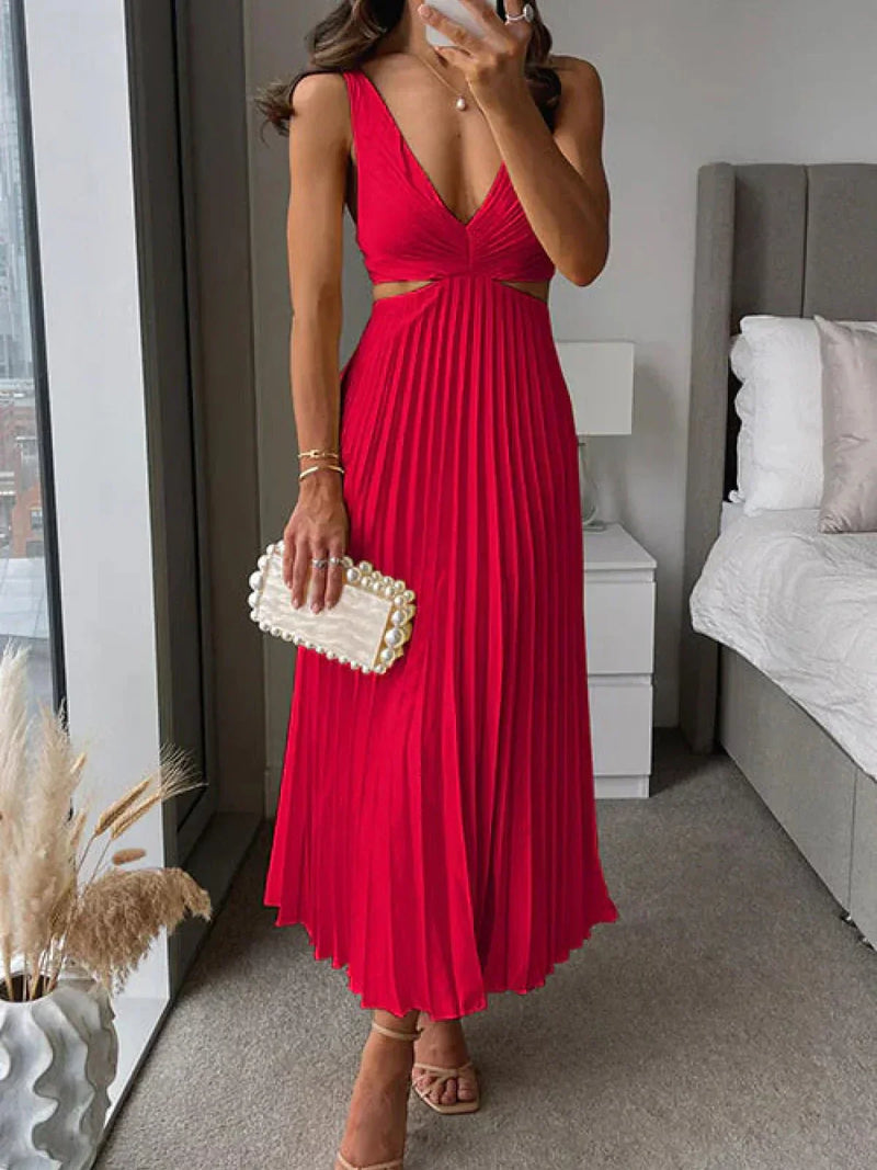 Elegant Dress With Slit - Sculpted Waist Pleated Skirt For Weddings
