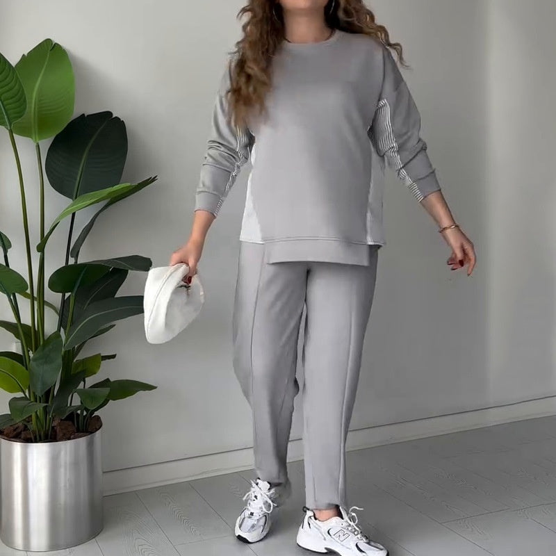 Two-Piece Lounge Set – Women's Loungewear | Soft Fabric, Relaxed Fit Outfit