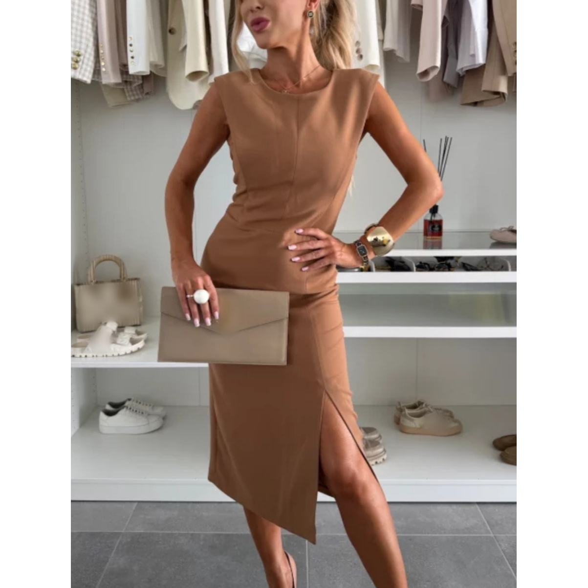 Flow Charm Slit Dress – Elegant Side Slit, Flattering Fit & Breathable Fabric