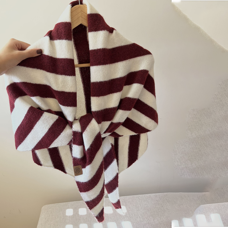 Fashion Triangular Shawl – Lightweight Women's Wrap With Soft Breathable Fabric