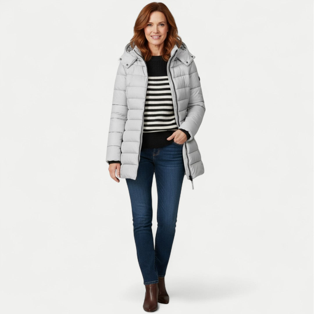 Noelle Vinterjacka – Stilfuld Varm Vinterjakke Dame | Isolerende, Vandtæt & Forlænget Jakke
