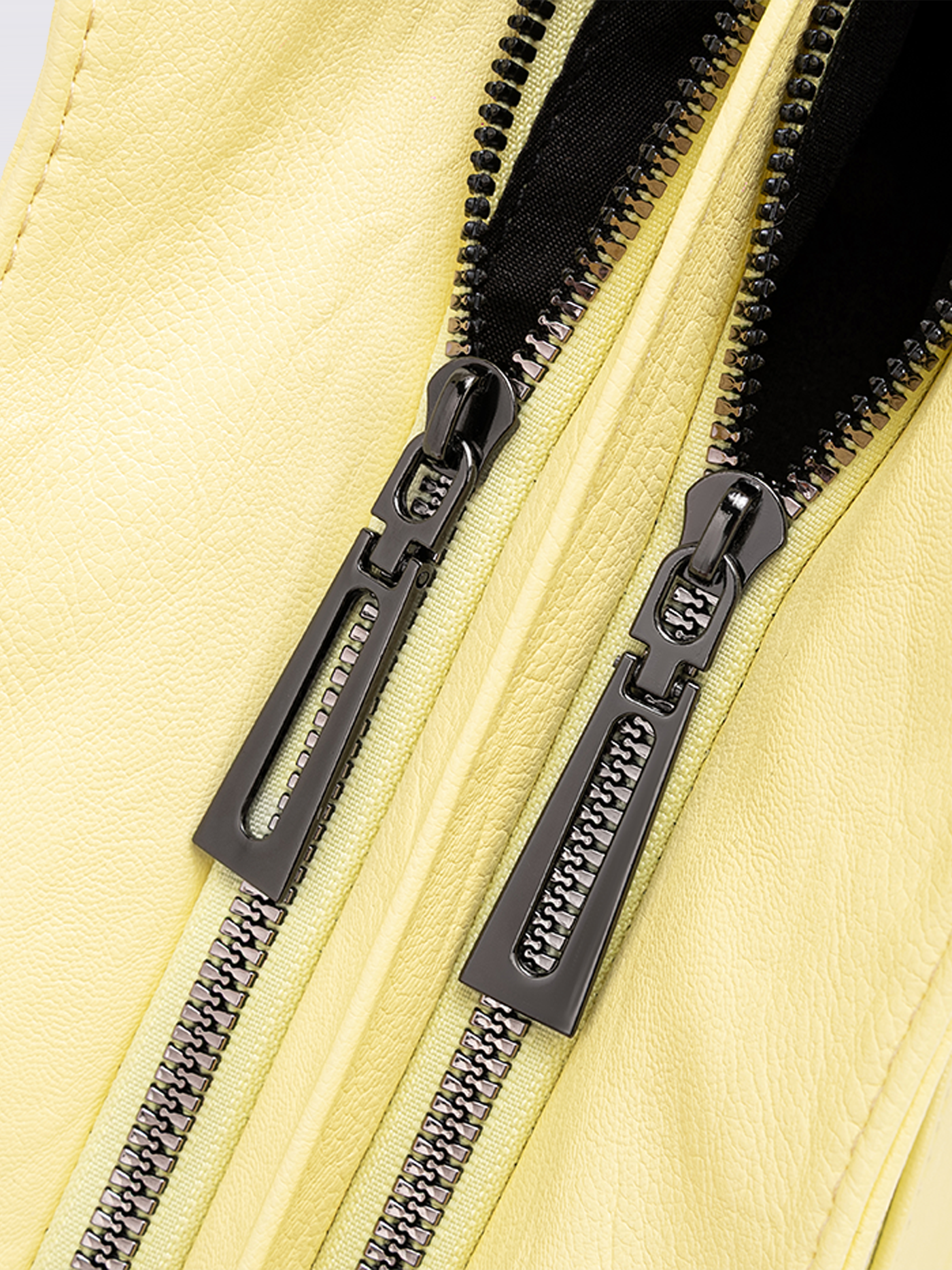 Stylish Tote Bag – Premium Leather Tote With Spacious Zippered Compartment