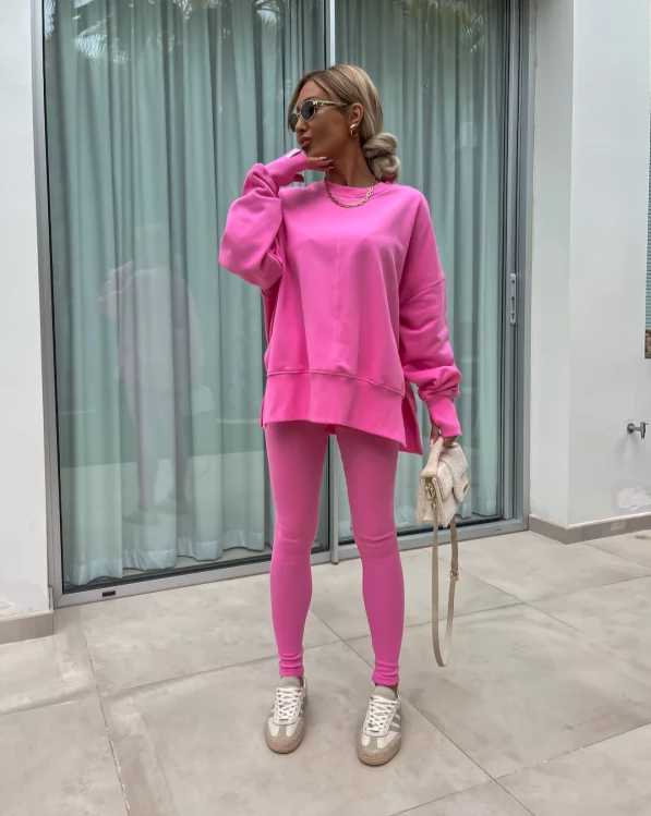 Luxe Knitwear Duo – Coordinated Knit Set With Soft Breathable Fabric & Relaxed Silhouette