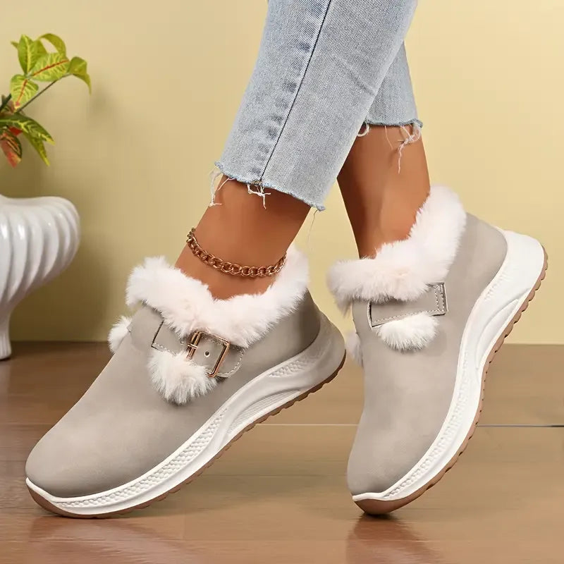 Stylish Casual Shoes – Cozy Warm Footwear with Plush Lining & Traction Sole