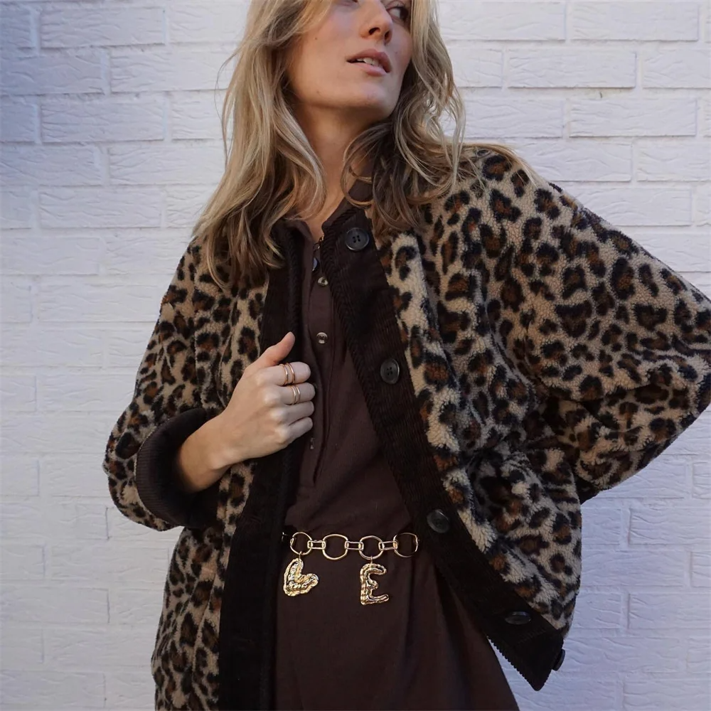 Leopard Fleece Jacket – Stylish Warm Animal Print Outerwear for Women