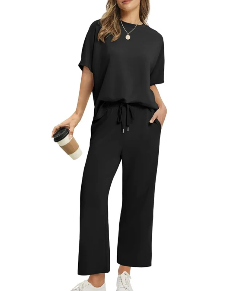 Everyday Comfort Outfit – Relaxed Fit Two-Piece Lounge Set | Lightweight Casual Wear