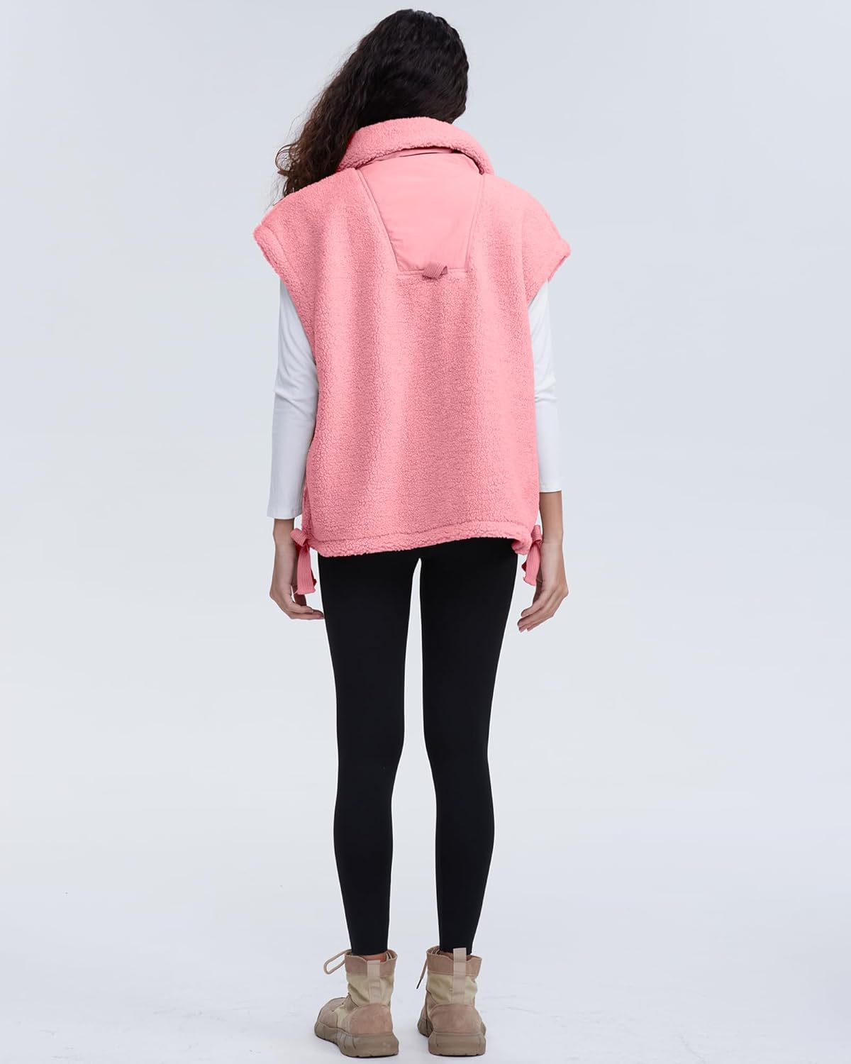 Soft Pocketed Gilet – Lightweight Sleeveless Vest With Functional Pockets