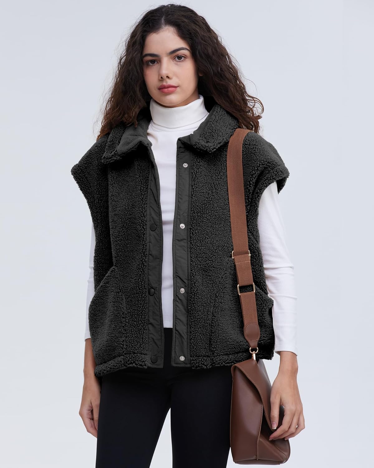 Soft Pocketed Gilet – Lightweight Sleeveless Vest With Functional Pockets