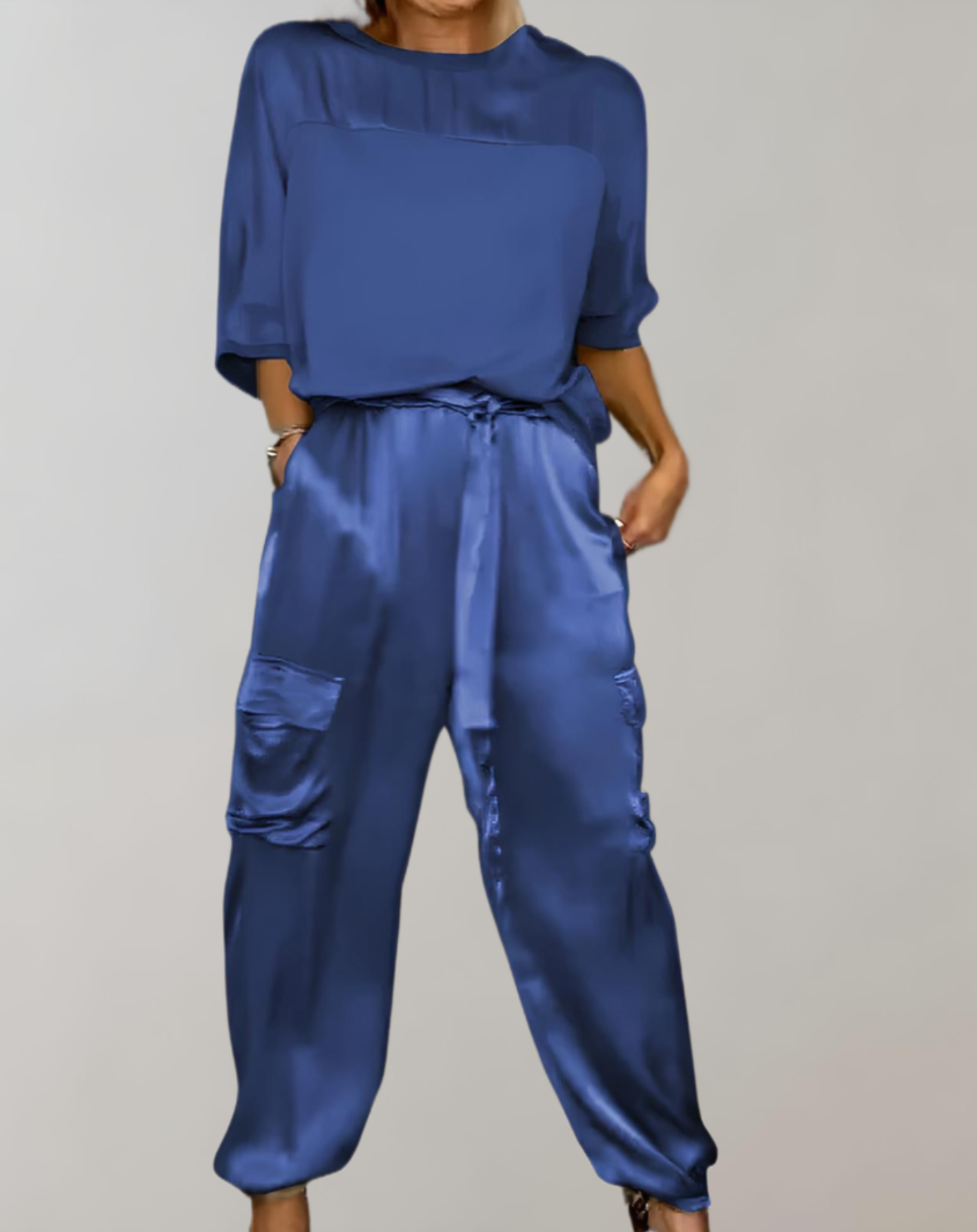 Silky Cargo Lounge Set – Relaxed Fit Women's Loungewear With Pockets