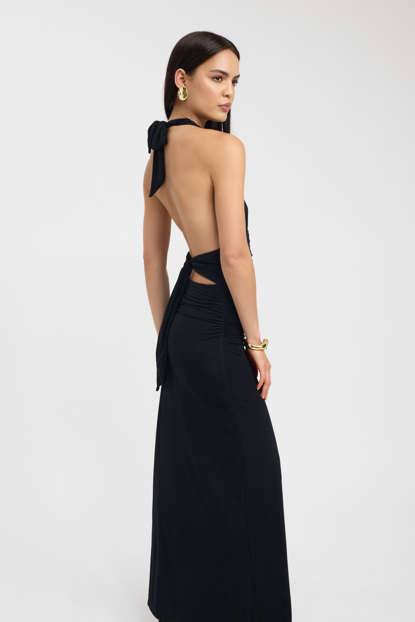 Halter Maxi Dress – Elegant Flowing Gown for Weddings & Formal Evenings