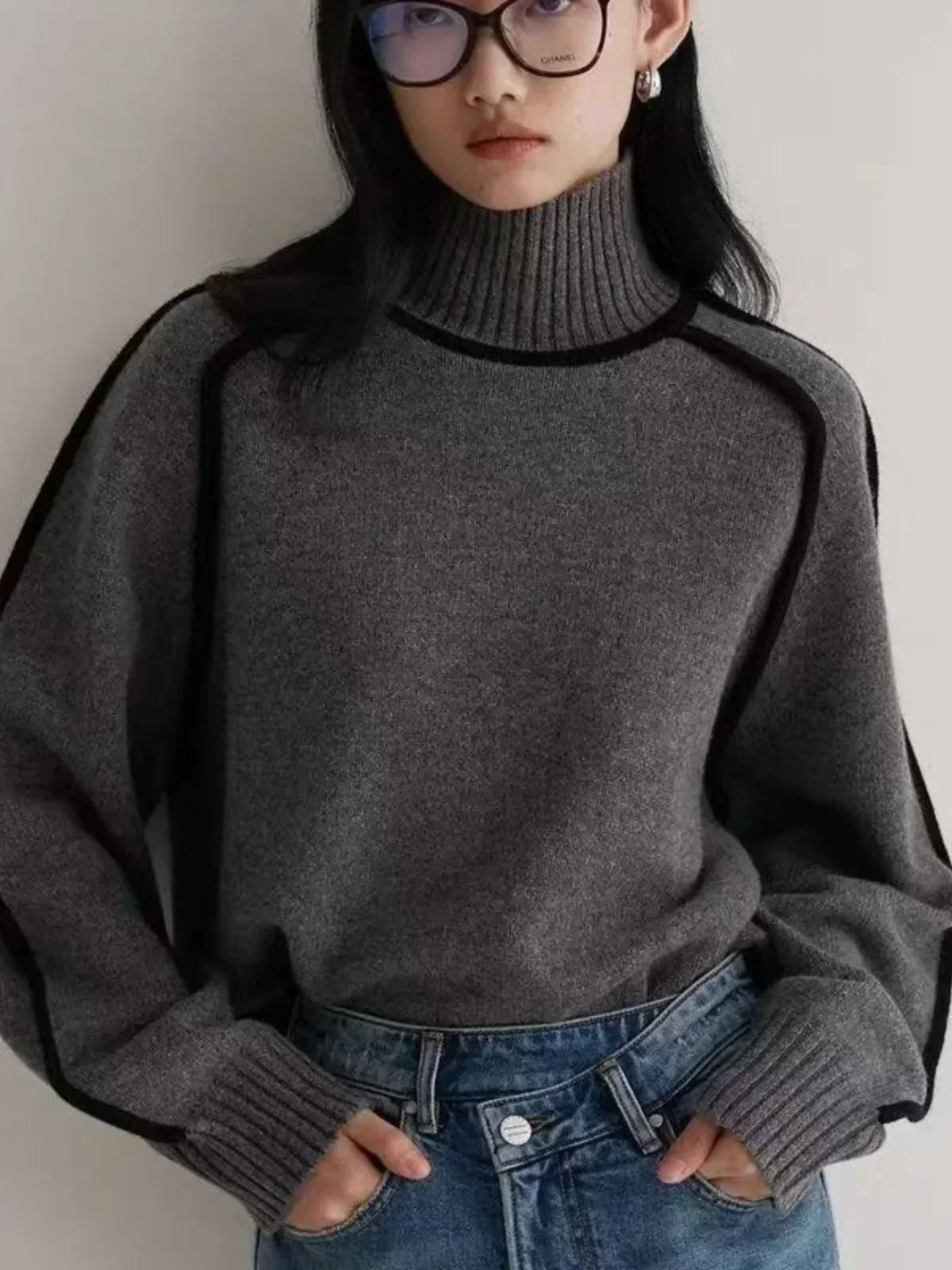 Elegant Turtleneck Sweater – Soft Medium Knit, Relaxed Fit Sweater with Contrast Piping