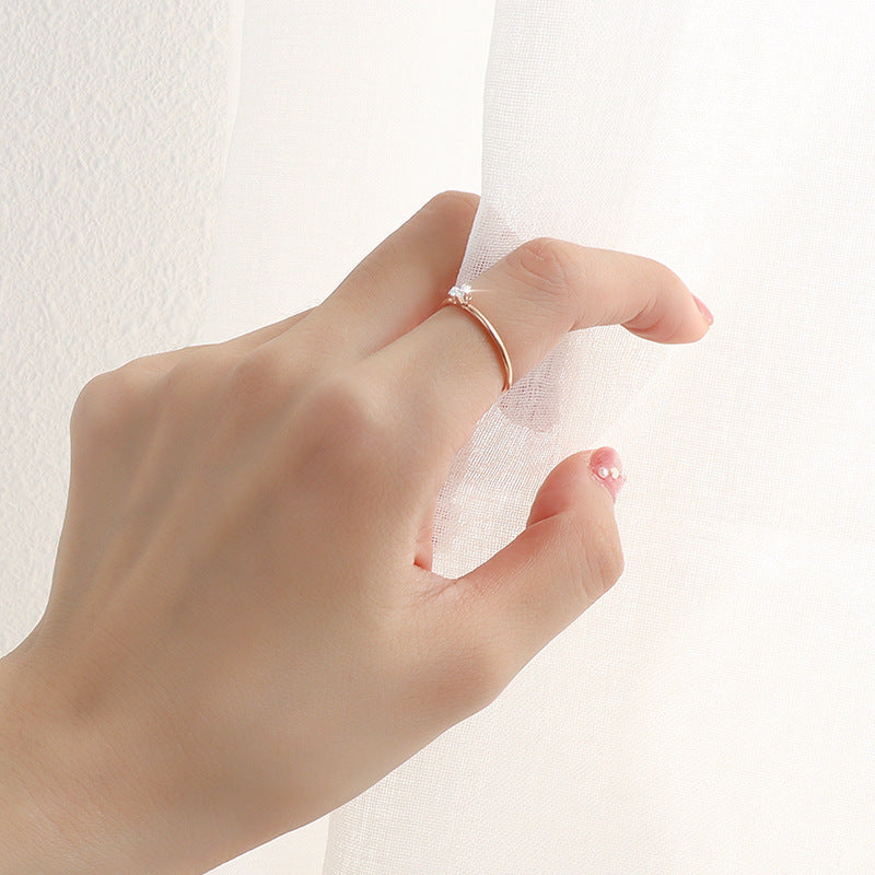 Simple Elegance Ring – Timeless Solitaire Design With Brilliant Cut Crystal