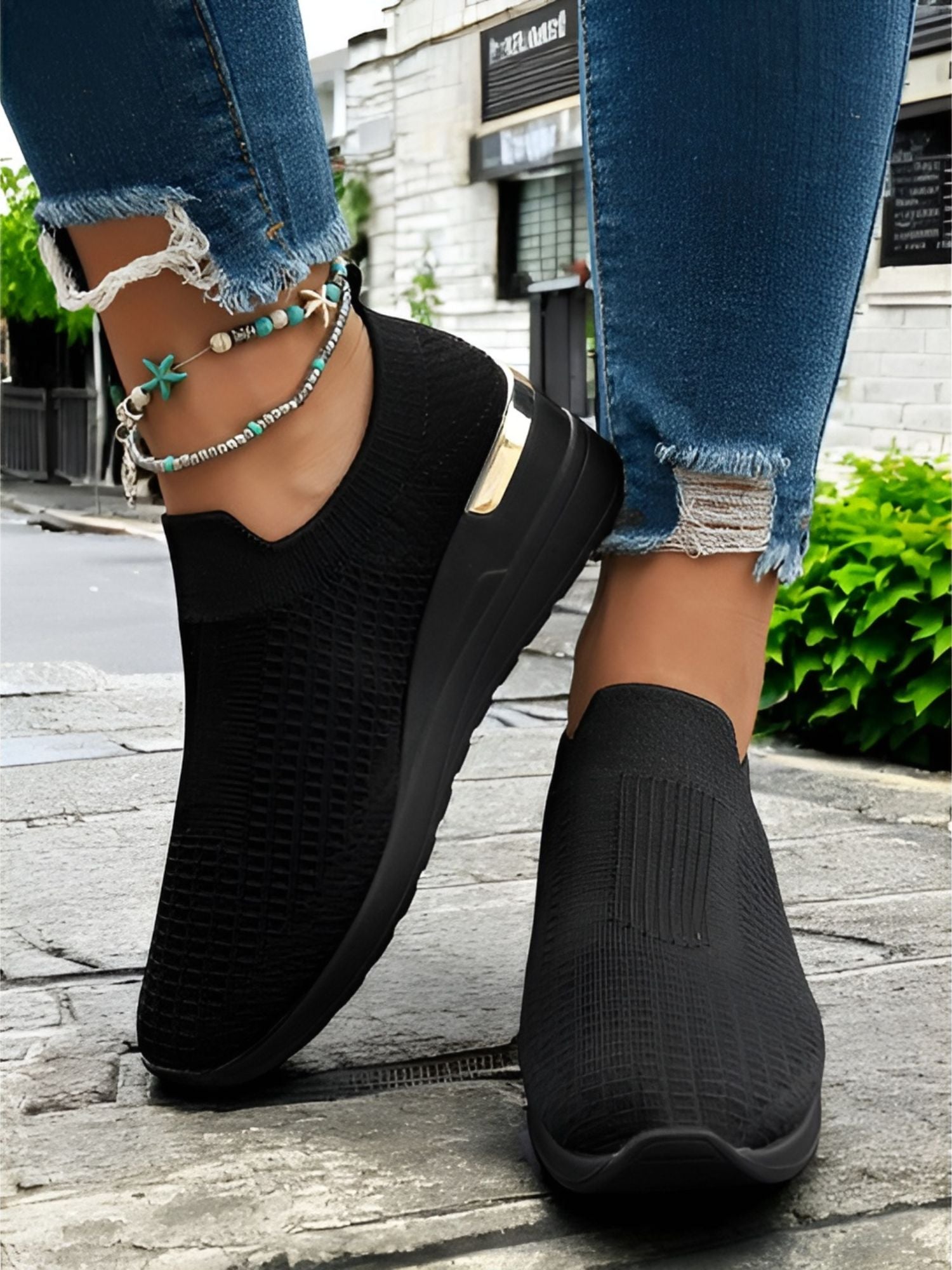 Trendy Everyday Sneakers – Lightweight Women's Casual Shoes with Durable Sole