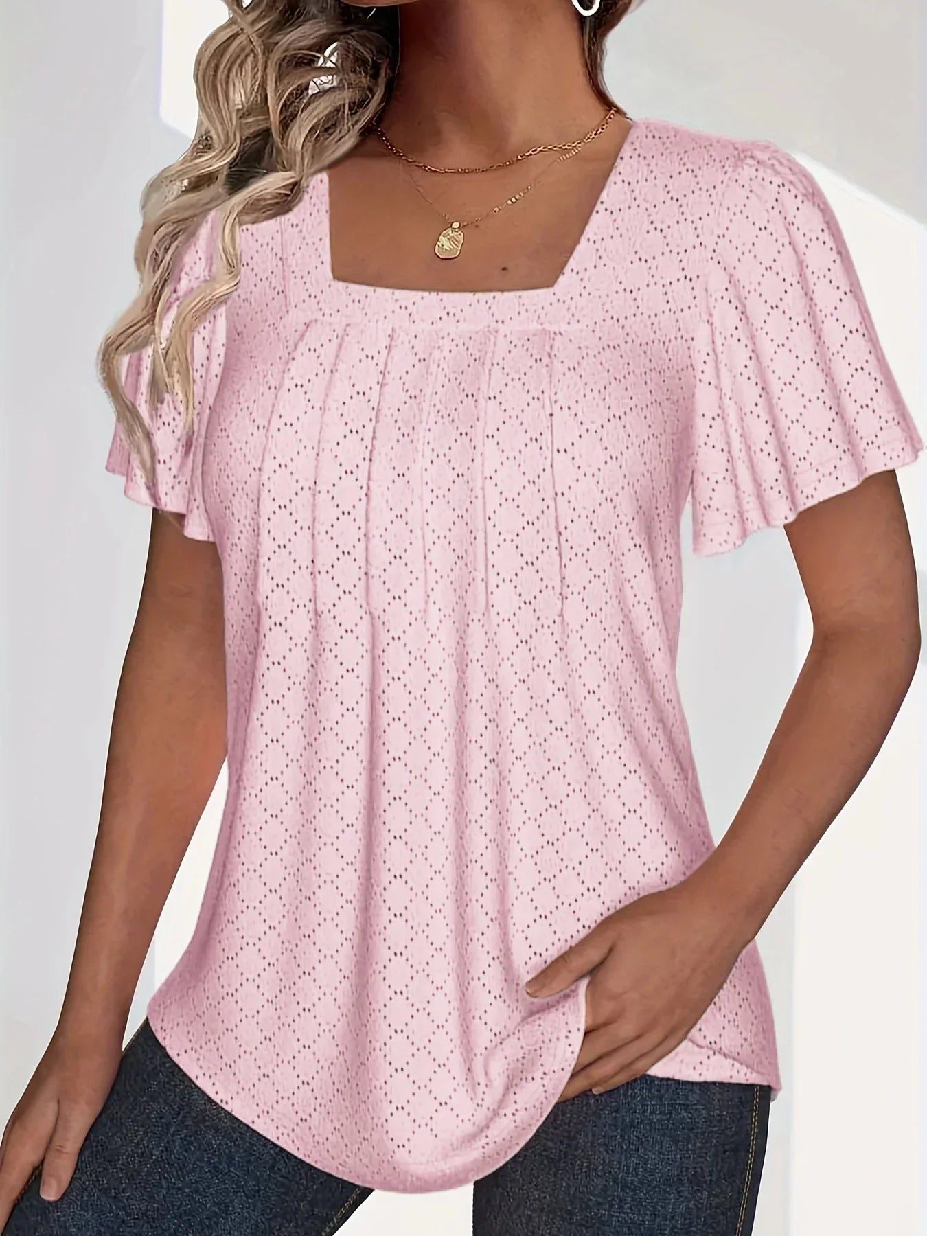 Elegant Ruffle Blouse – Flowy Plus Size Top with Square Neckline & Lightweight Fabric