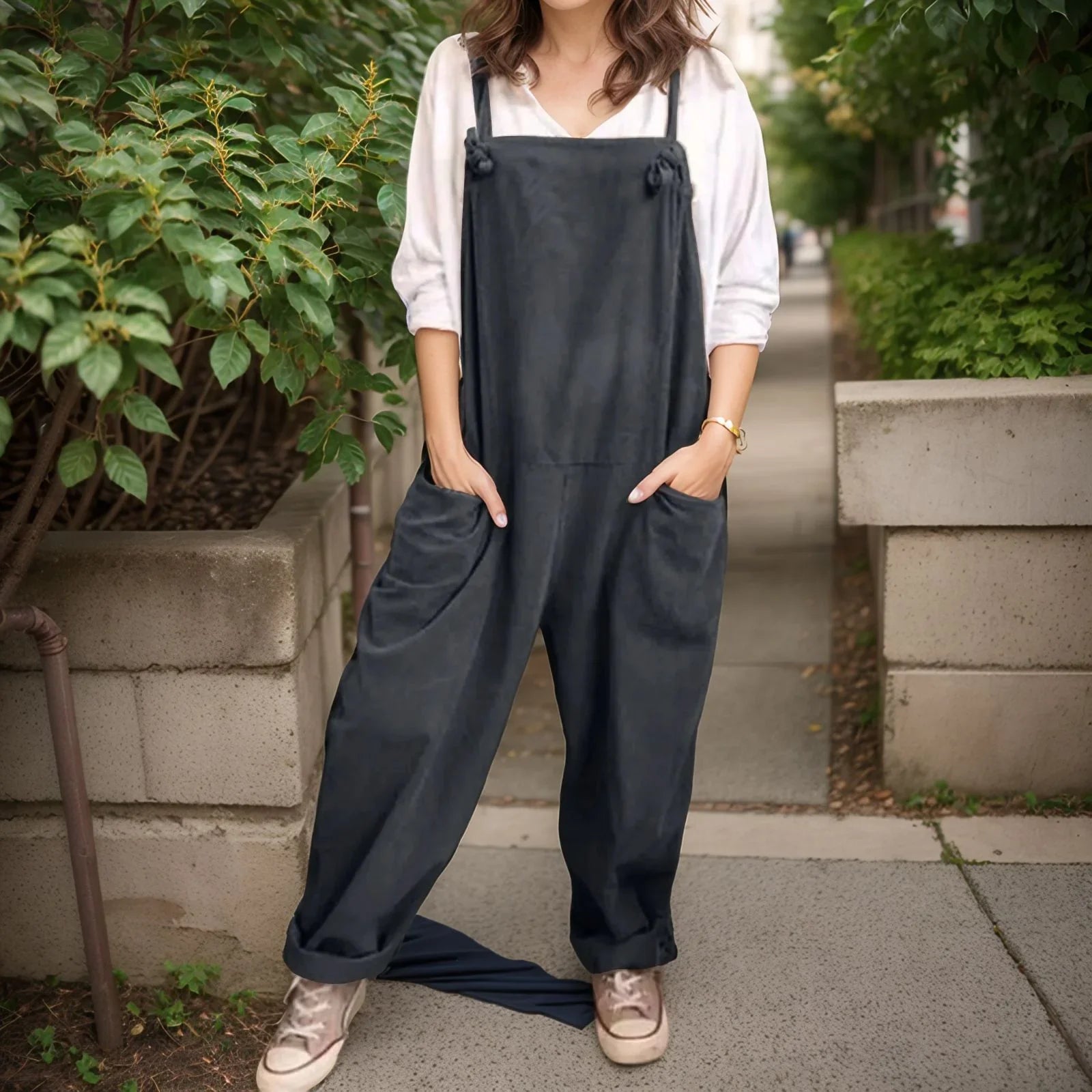 Oversized Jumpsuit With Stylish Pockets - Relaxed Fit Women's Casual Wear