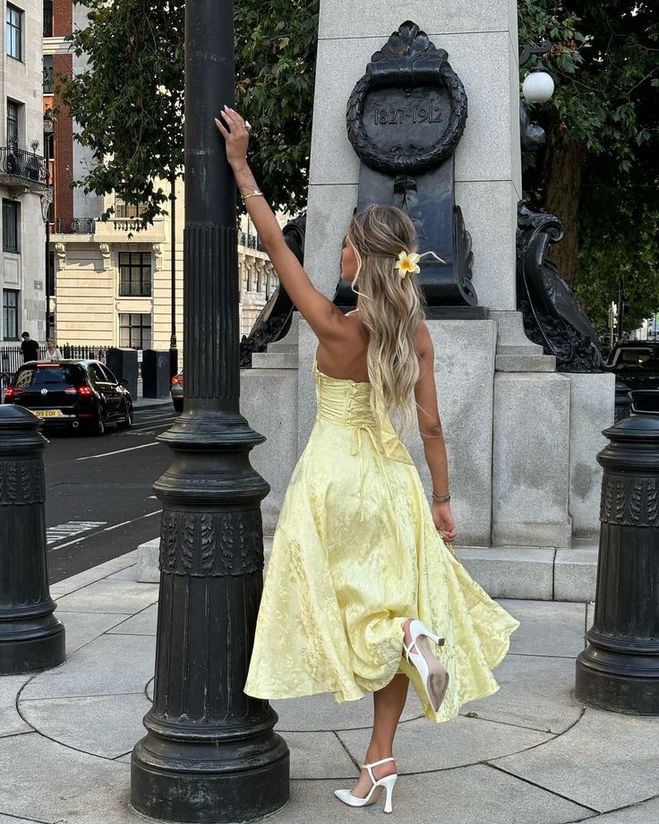 Elegant Sleeveless Dress - Embroidered Deep V Neck Midi Length for Summer Parties